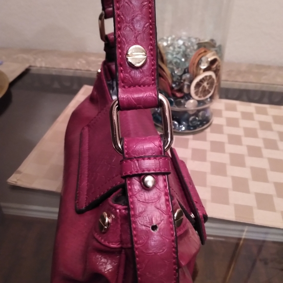 Purses - Picture 14 of 14